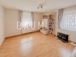 Schlafzimmer 1.OG
