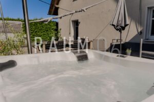 Terrasse mit Whirlpool