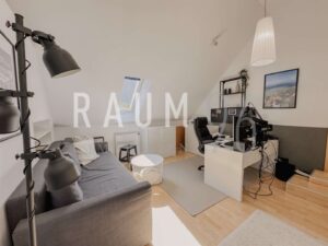 Büro- und Fitnessraum