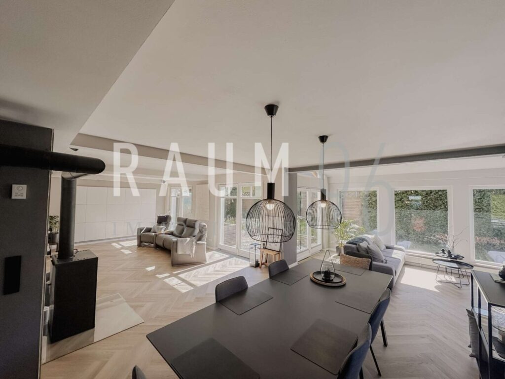 Wohn- und Essbereich