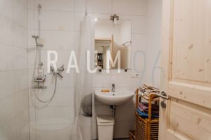Badezimmer EG