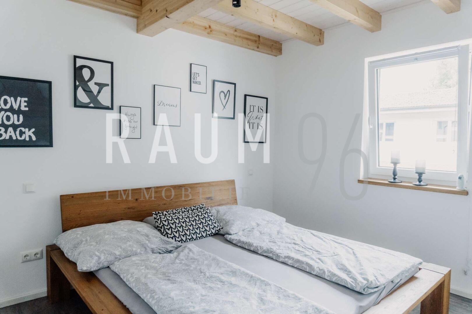 Großzügige 6-Zimmer-Dachgeschosswohnung im Neubau mit Balkon in Loffeld - Photo 4