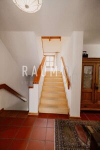 Treppe ins OG