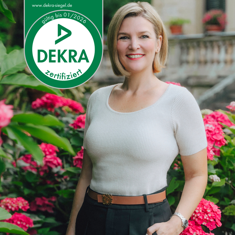 Frau Jacqueline Potzel 